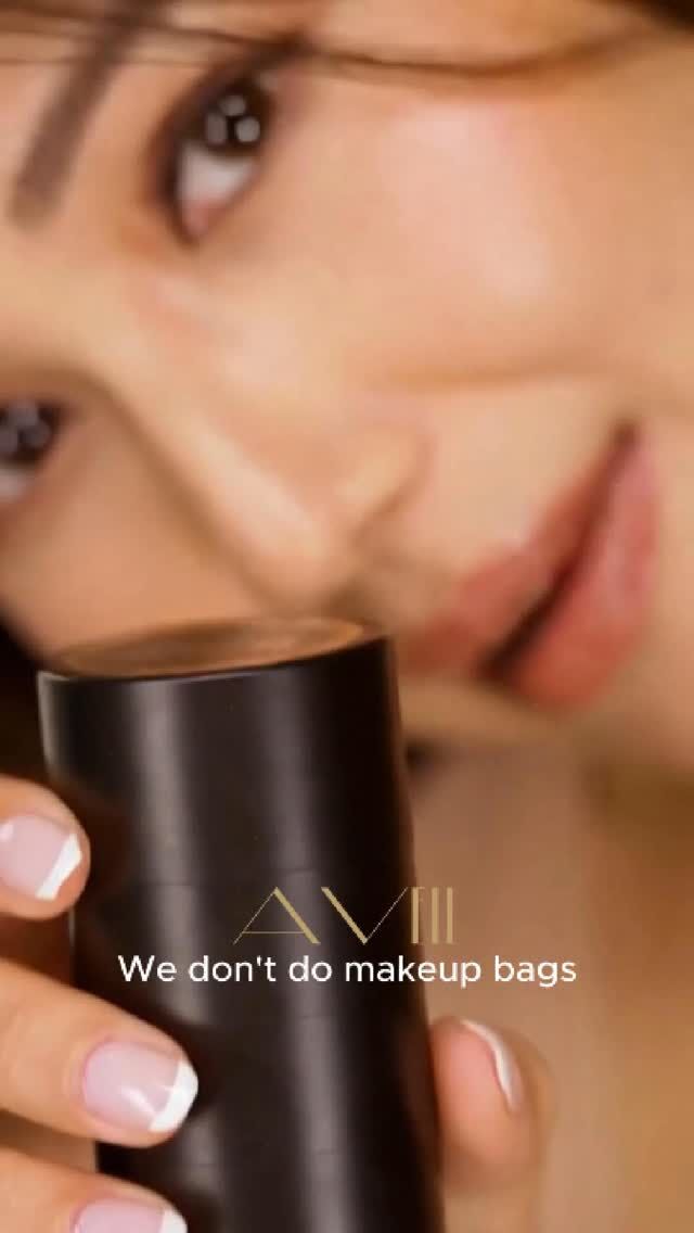 Aveil. We don't do makeup bags 💛🖤
#fyp #makeup #beauty #viral #aveilaustralia